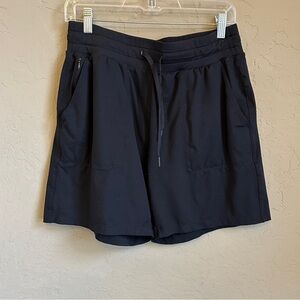 Zella size‎ medium womens side pocket drawstring elastic waist athletic shorts